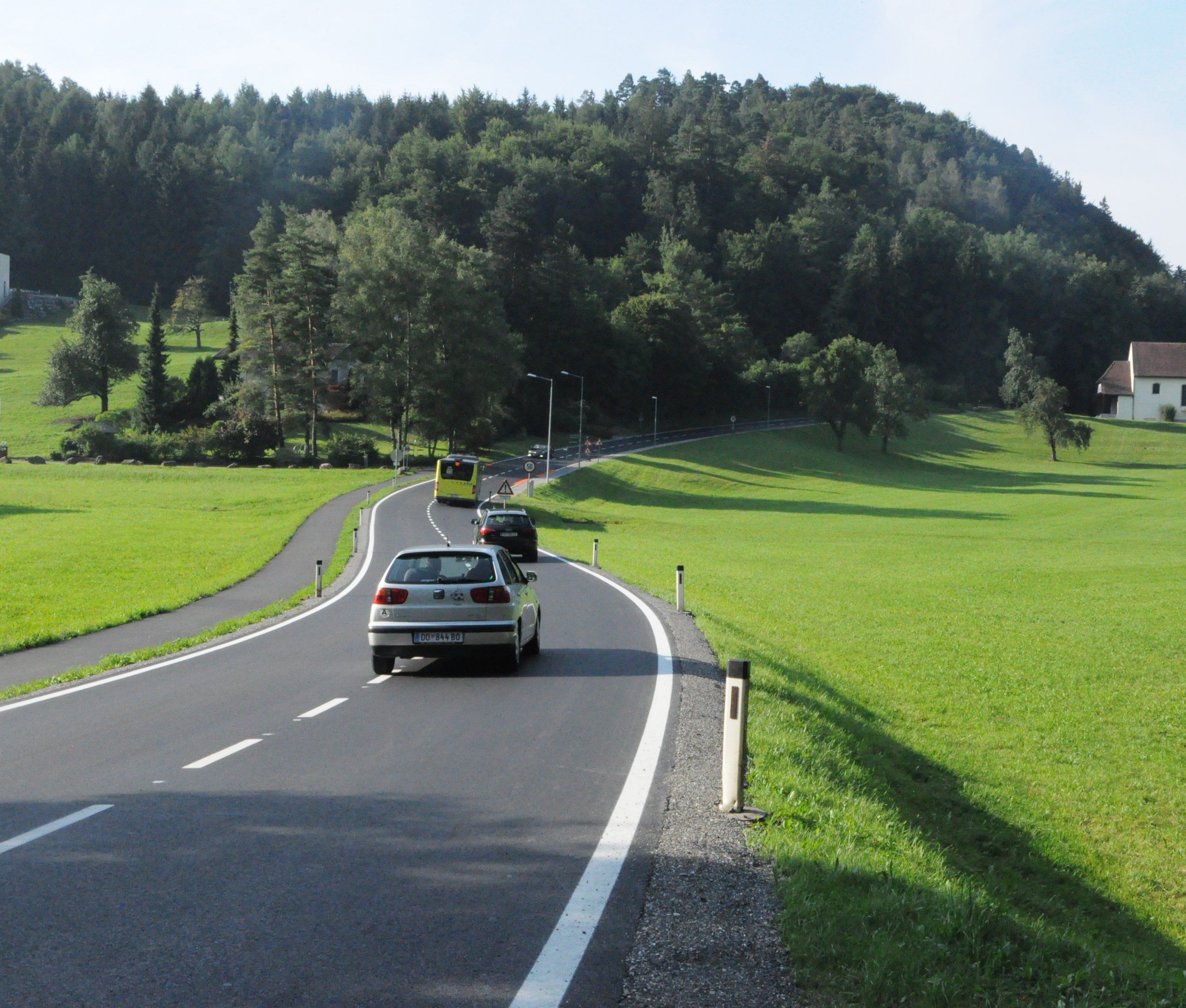 Die L 50 von Klaus nach Götzis präsentiert sich in neuem Gewand. Die L 50 von Klaus nach Götzis präsentiert sich in neuem Gewand.