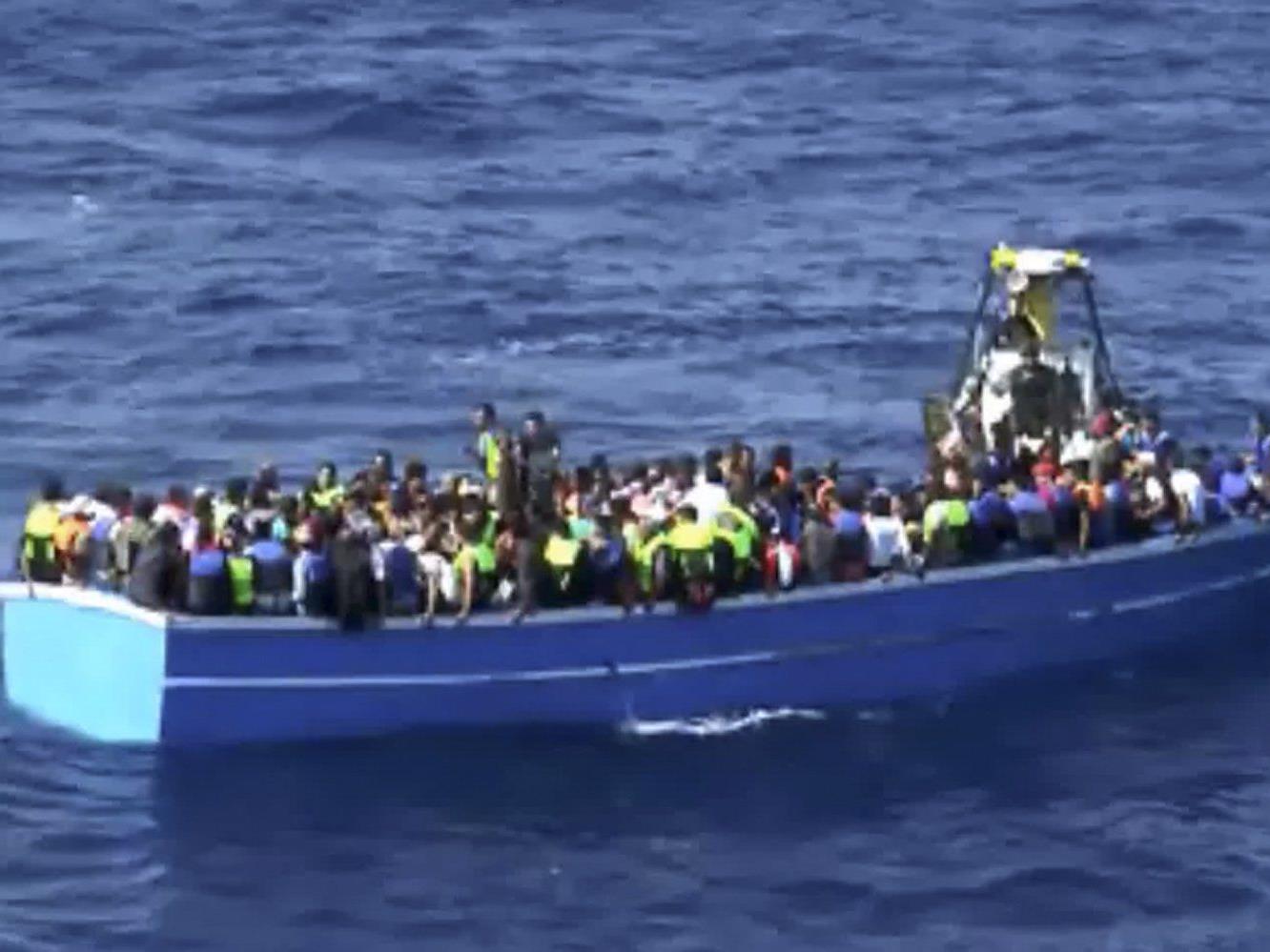 198 Personen konnten aus dem Mittelmeer gerettet werden (Symbolbild).