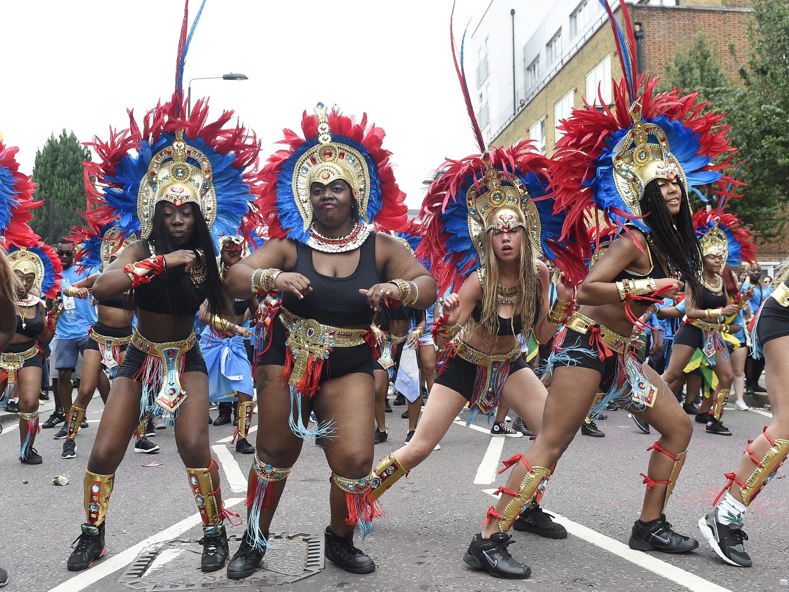 Im Londoner Stadtteil Notting HIll steigt derzeit der Karneval.