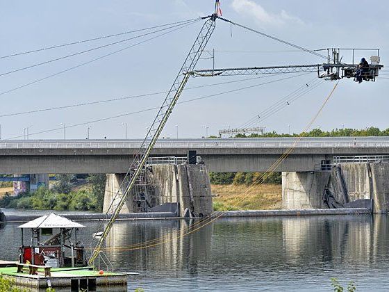Wakeboard-Lift an der Neuen Donau wieder geöffnet Wakeboard-Lift an der Neuen Donau wieder geöffnet