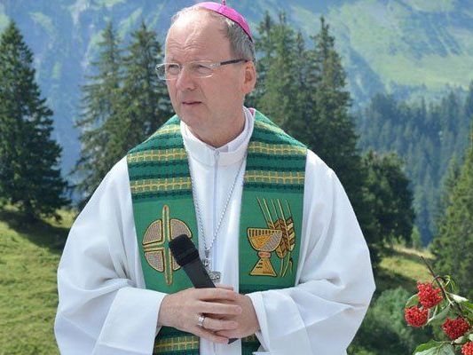 Bischof Benno Elbs lädt zum Gebet für Flüchtlinge auf den Gebhardsberg. Bischof Benno Elbs lädt zum Gebet für Flüchtlinge auf den Gebhardsberg.