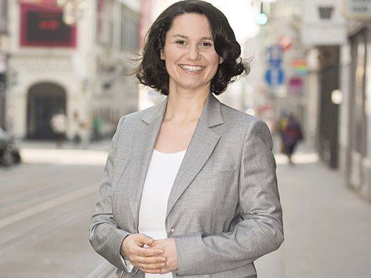 Veronika Mickel-Göttfert ist Bezirksvorsteherin in der Josefstadt Veronika Mickel-Göttfert ist Bezirksvorsteherin in der Josefstadt