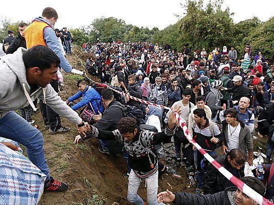 1,8 Milliarden gehen an das UN-Flüchtlingshochkommissariat 1,8 Milliarden gehen an das UN-Flüchtlingshochkommissariat