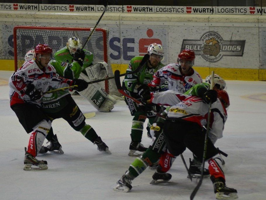 Gegen Jesenice kämpften die Wälder Cracks um jeden Zentimeter. Gegen Jesenice kämpften die Wälder Cracks um jeden Zentimeter.