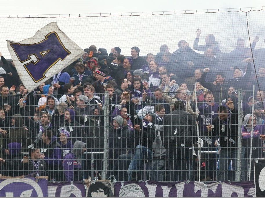 500 Anhänger von Austria Salzburg werden am Freitag abend im Reichshofstadion erwartet. 500 Anhänger von Austria Salzburg werden am Freitag abend im Reichshofstadion erwartet.