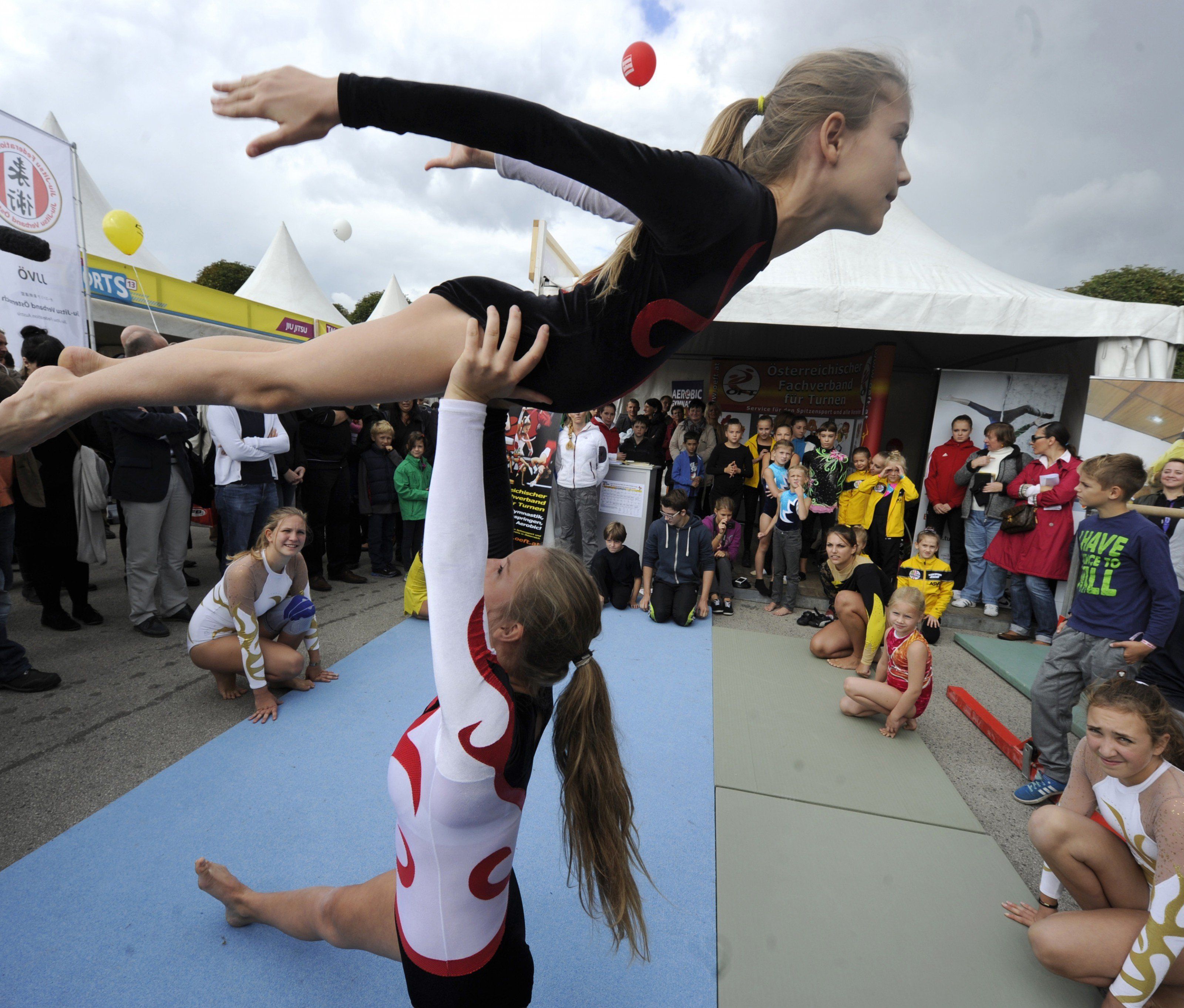 Der Tag des Sport lädt zum Mitmachen und Ausprobieren ein. Der Tag des Sport lädt zum Mitmachen und Ausprobieren ein.