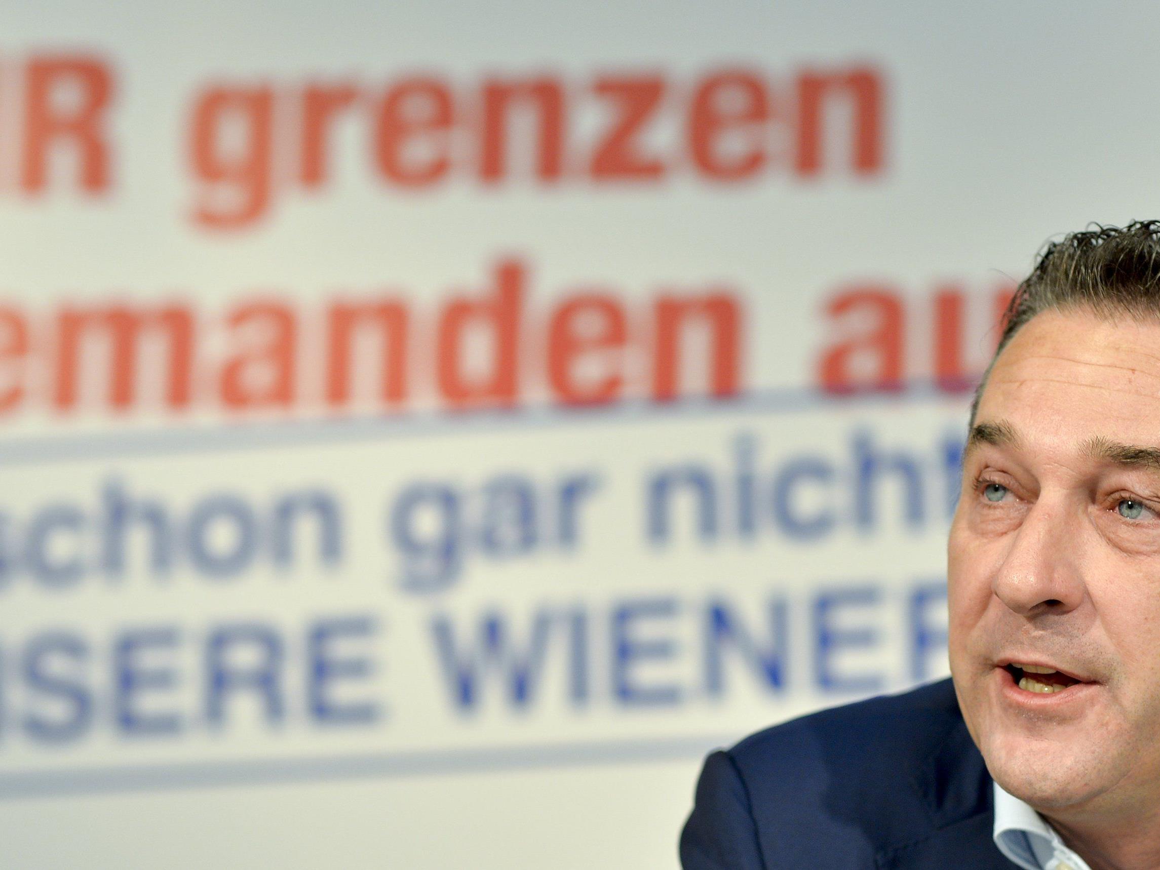 Knappes Duell zwischen SPÖ und FPÖ am 11. Oktober in Wien erwartet.