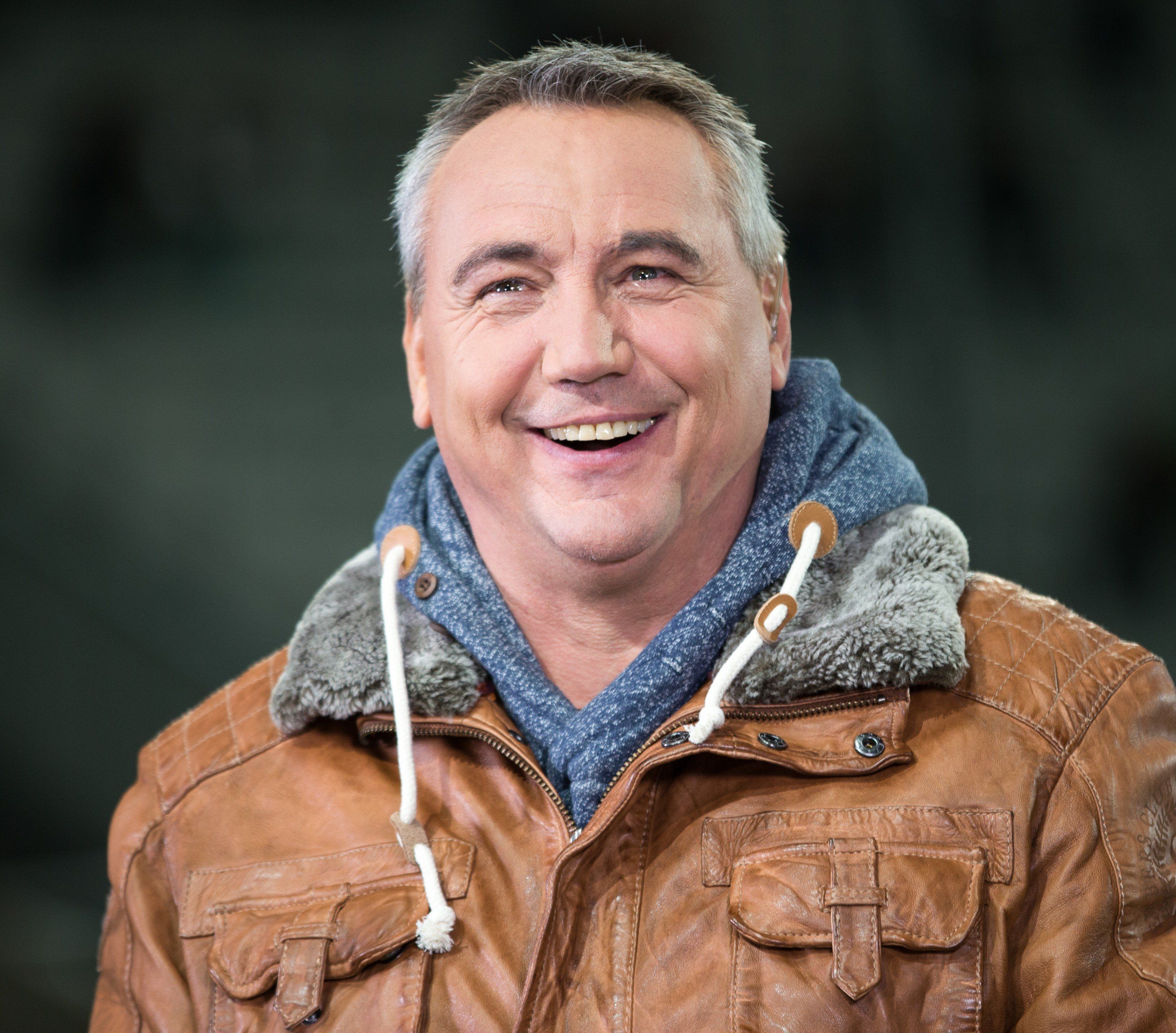 Peter Pacult bleibt beim FAC vorerst im Amt. Peter Pacult bleibt beim FAC vorerst im Amt.