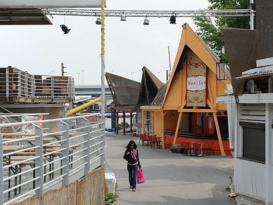 Auf der Copa Cagrana werden weitere Lokale abgerissen Auf der Copa Cagrana werden weitere Lokale abgerissen