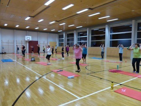 Unser wöchentliches Turnen geht wieder los! Unser wöchentliches Turnen geht wieder los!