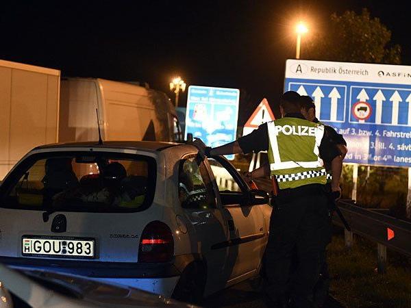 Schwerpunktkontrolle an der Grenze Österreich/Ungarn auf der Autobahn A4 einen Klein-LKW