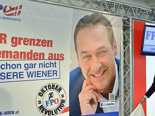 FPÖ-Bundesparteiobmann Heinz-Christian Strache bei der Plakatpräsentation