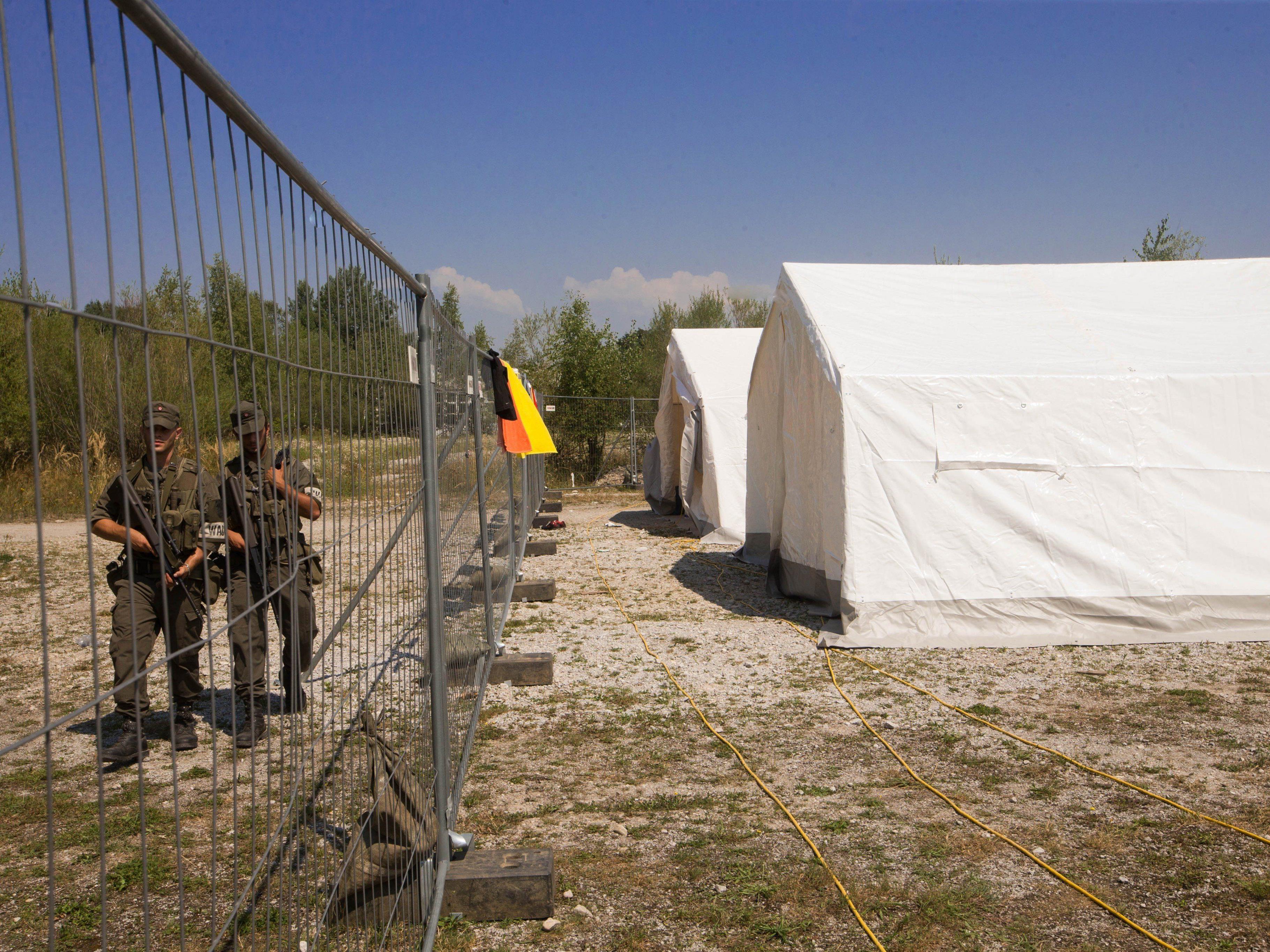 In der Schwarzenbergkaserne sind aktuell rund 200 Flüchtlinge einquartiert.
