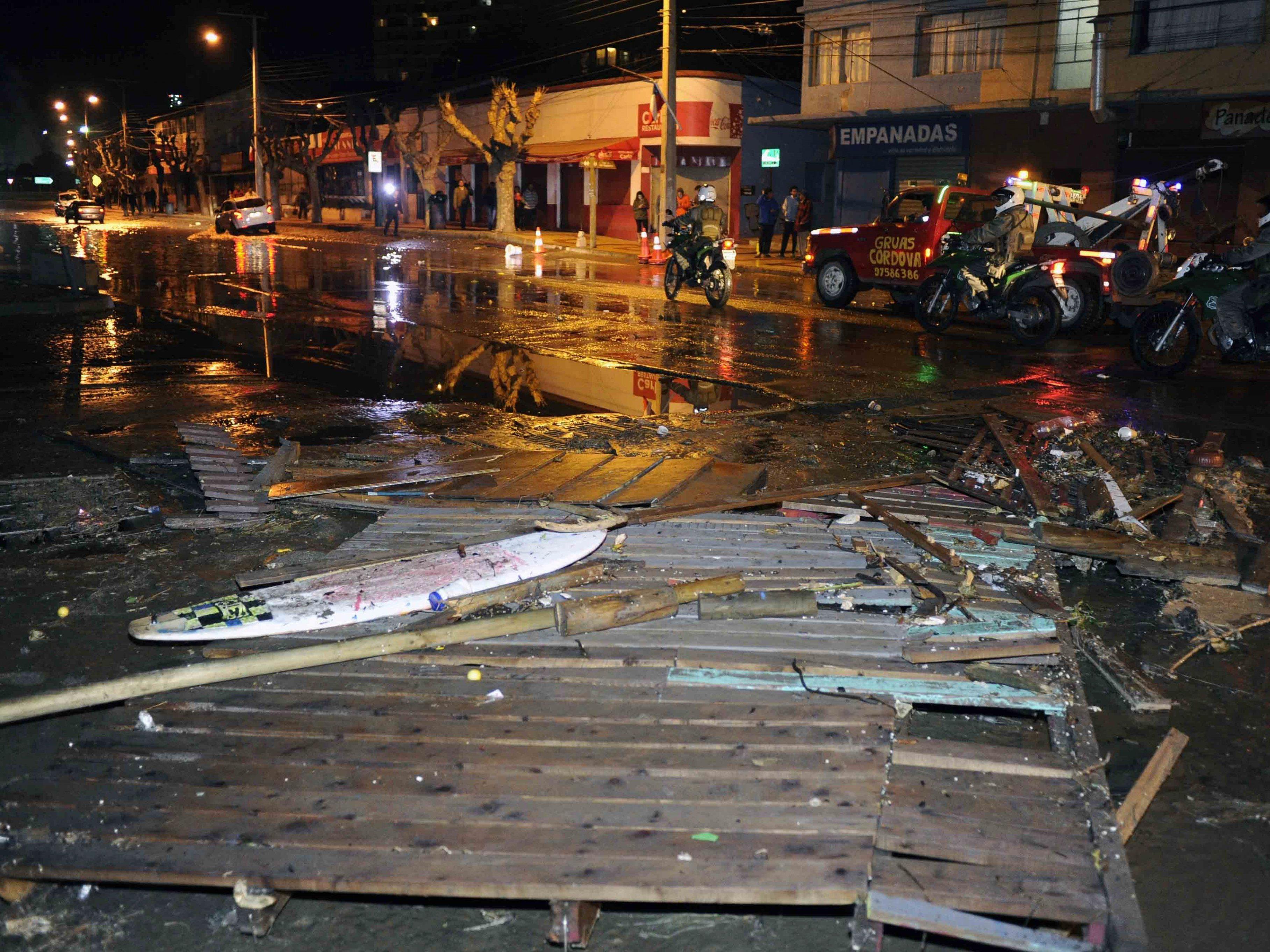 Schweres Beben in Chile - Küstenbewohner wurden aufgerufen, sich in Sicherheit zu bringen