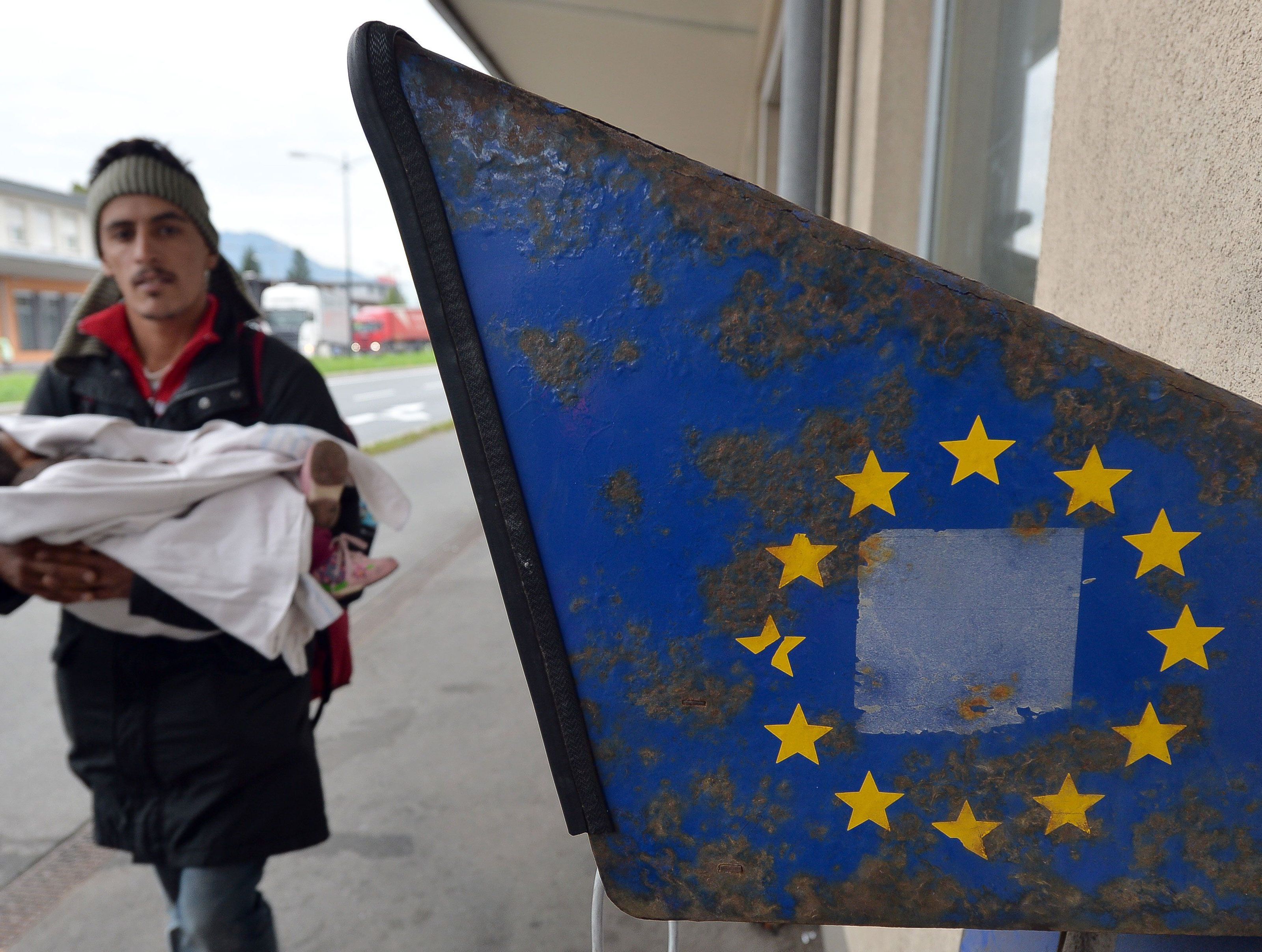Die Situation in Europa rund um die Flüchtlinge bleibt chaotisch. Die Situation in Europa rund um die Flüchtlinge bleibt chaotisch.