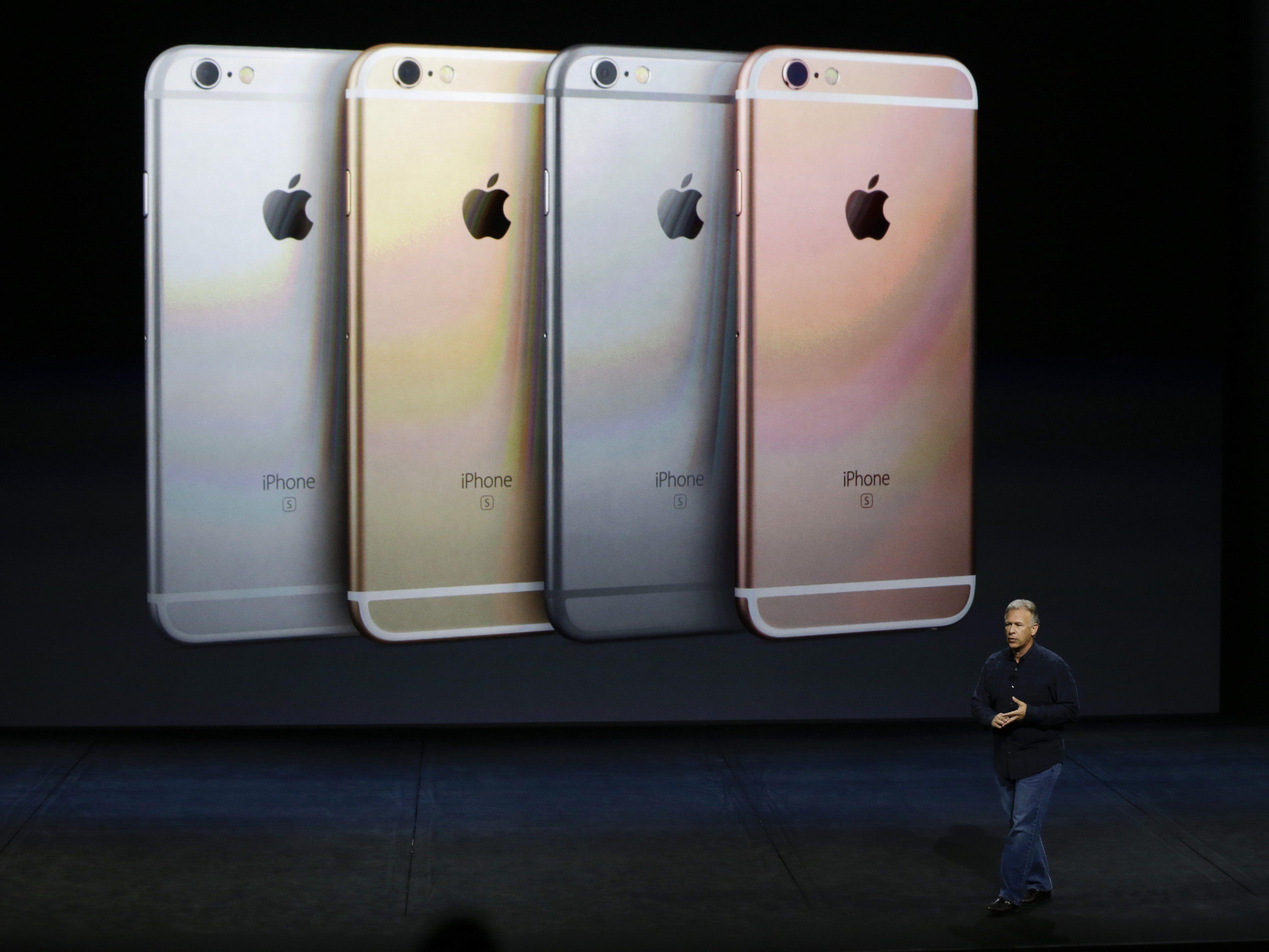 Das iPhone 6s: Äußerlich gleich wie sein Vorgänger, doch bei den inneren Werten legt Apple der Konkurrenz vor.