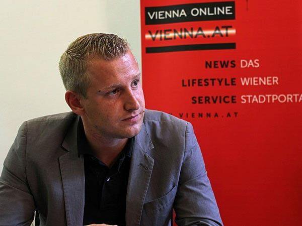 Michael Dedic von der SPÖ beim Interview mit VIENNA.at