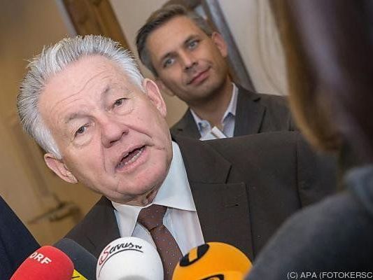 Pühringer gab sich vorerst zurückhaltend Pühringer gab sich vorerst zurückhaltend