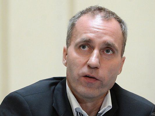 Dieter Brosz hofft auf abschreckende Wirkung hoher Geldstrafen Dieter Brosz hofft auf abschreckende Wirkung hoher Geldstrafen