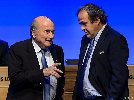 Blatter und Platini sollen mündlichen Vertrag abgeschlossen haben