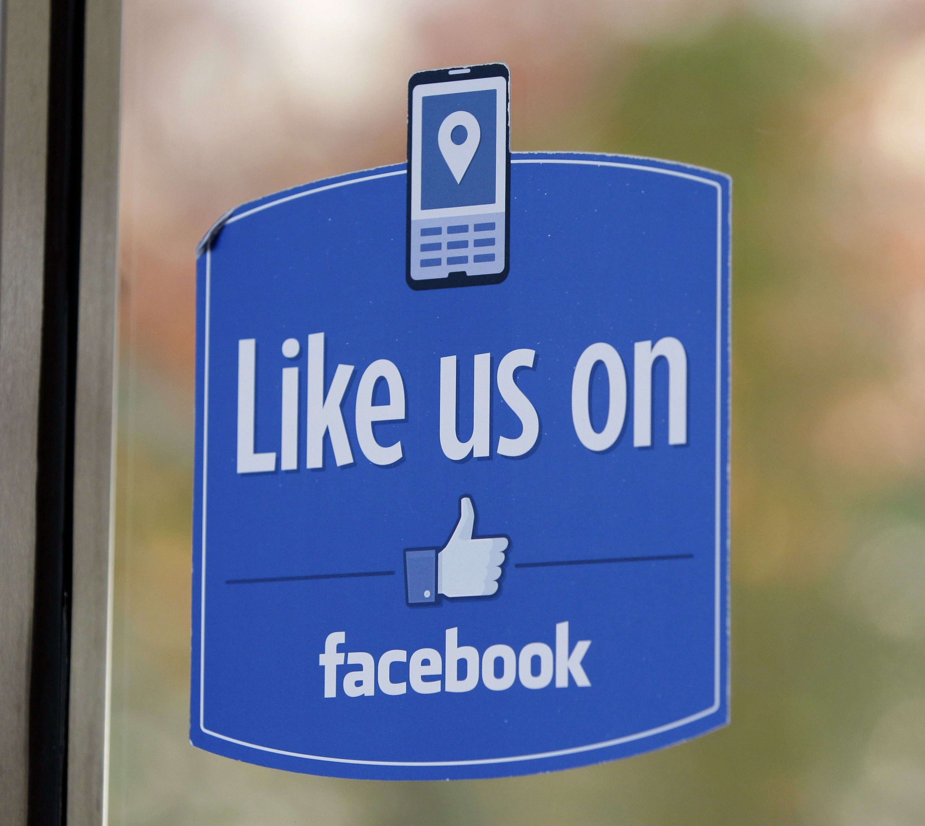 Facebook testet derzeit eine Erweiterung des "Gefällt mir"-Buttons. Facebook testet derzeit eine Erweiterung des "Gefällt mir"-Buttons.