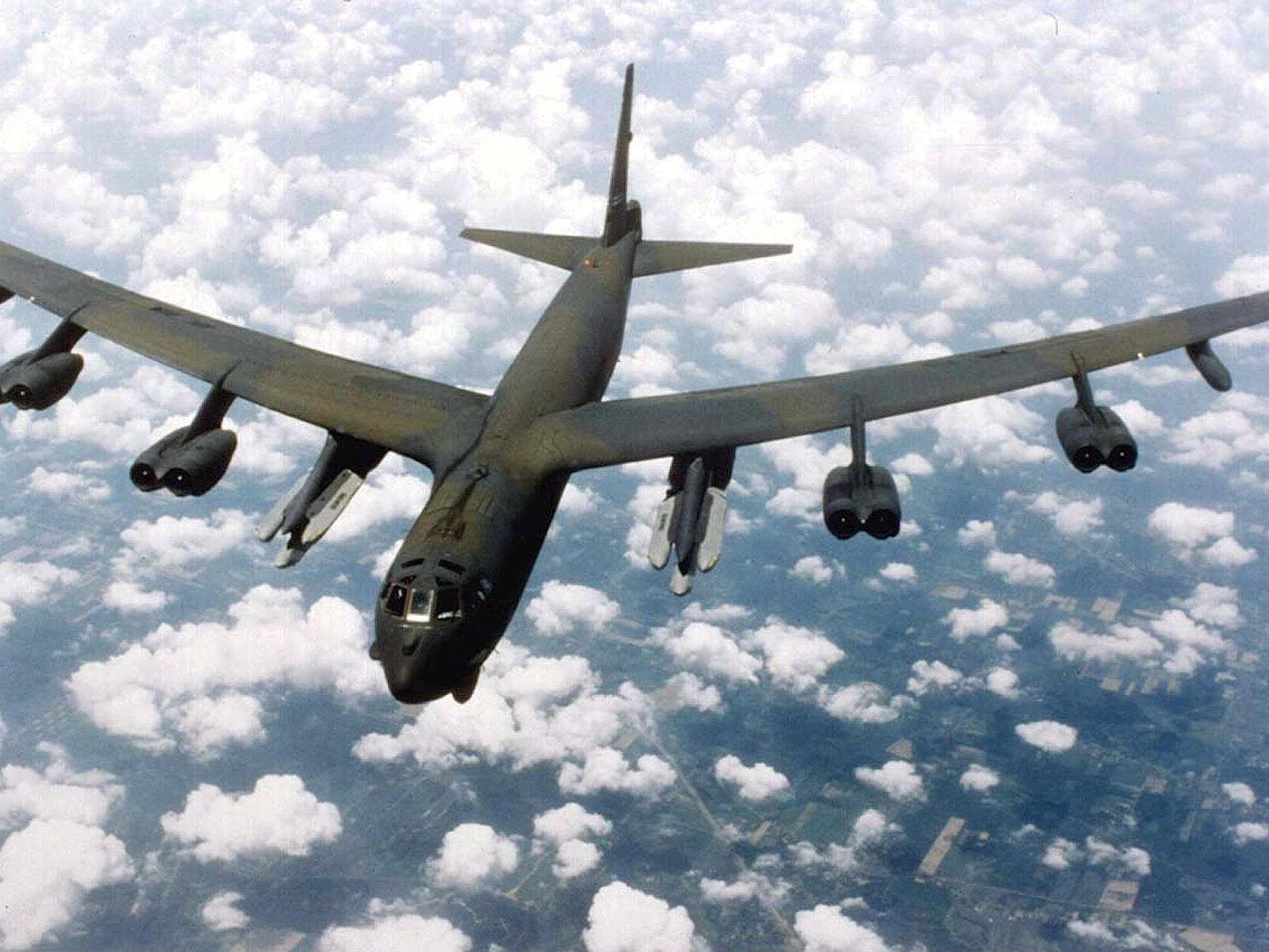 Neues Flugzeug soll legendären B-52 (Bild) ablösen. Neues Flugzeug soll legendären B-52 (Bild) ablösen.