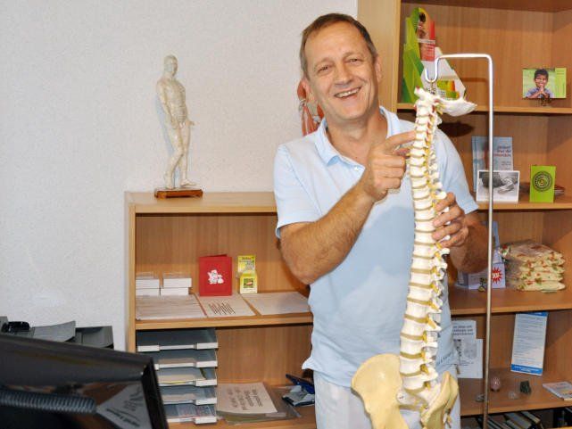 Günter Katzian ist seit 1978 Masseur und seit 1985 Heilmasseur Günter Katzian ist seit 1978 Masseur und seit 1985 Heilmasseur