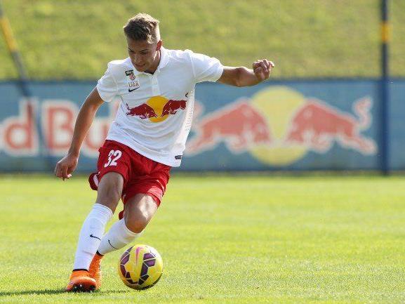 Jungrofi Sandro Ingolitsch lebt momentan seinen Traum als Fußballprofi.