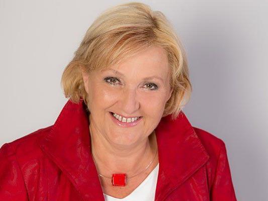 Eva-Maria Hatzl ist Bezirksvorsteherin von Wien-Simmering