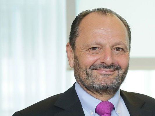 Burkhard Ernst, Obmann der Bürgerinitiative "Mein Auto", will die individuelle Mobilität der Bürger erhalten. Burkhard Ernst, Obmann der Bürgerinitiative "Mein Auto", will die individuelle Mobilität der Bürger erhalten.
