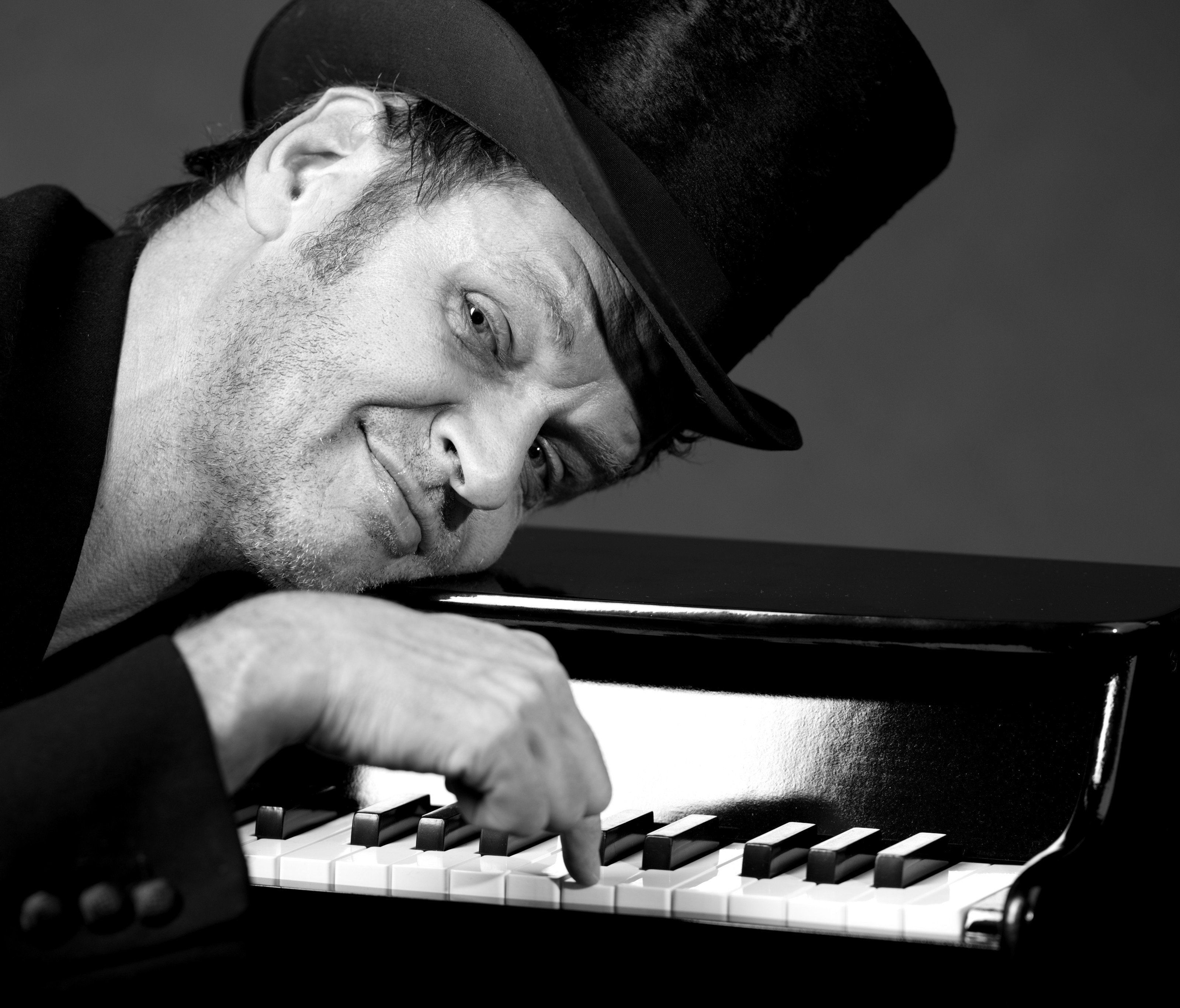 Am 16. Oktober gibt es Stefan Schlenker live im W*ORT Am 16. Oktober gibt es Stefan Schlenker live im W*ORT