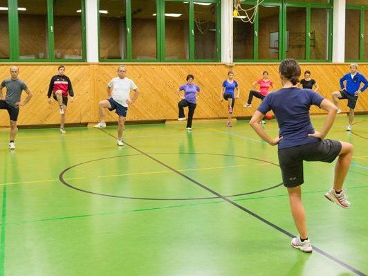 Körperliche Vorbereitung mit Wintersporttraining. Körperliche Vorbereitung mit Wintersporttraining.