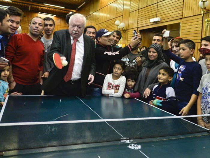 Eine Runde Ping-Pong mit dem Bürgermeister.