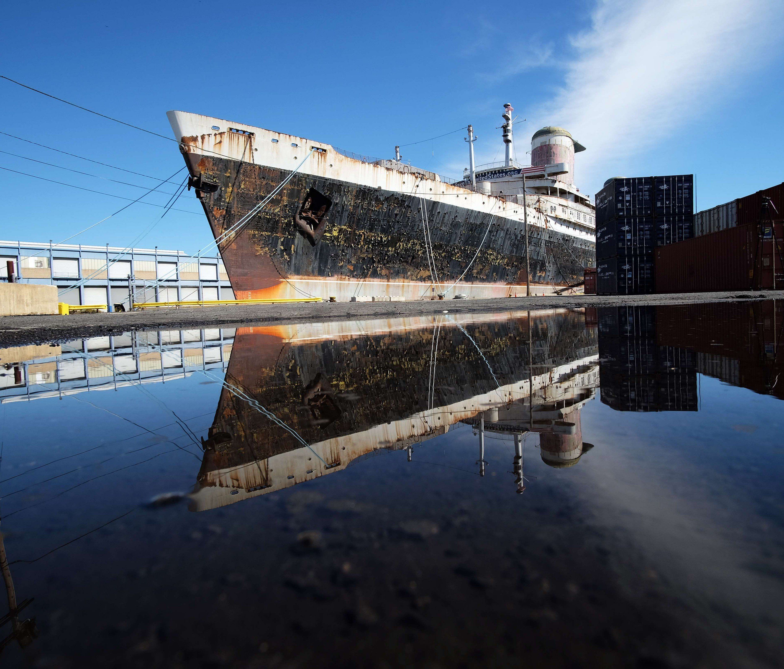 "SS United States": Monroe, Brando und sogar die Mona Lisa reisten einst mit dem Luxusdampfer "SS United States": Monroe, Brando und sogar die Mona Lisa reisten einst mit dem Luxusdampfer