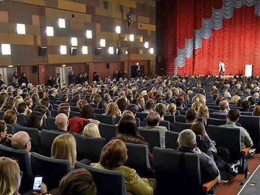 Die Viennale findet heuer zum 53. Mal statt. Die Viennale findet heuer zum 53. Mal statt.
