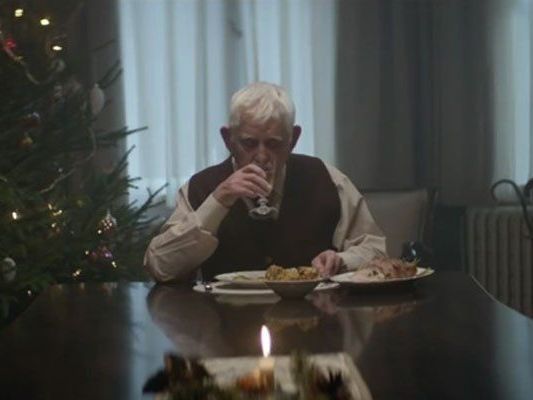 #heimkommen: Der Weihnachts-Werbespot rührt zu Tränen.