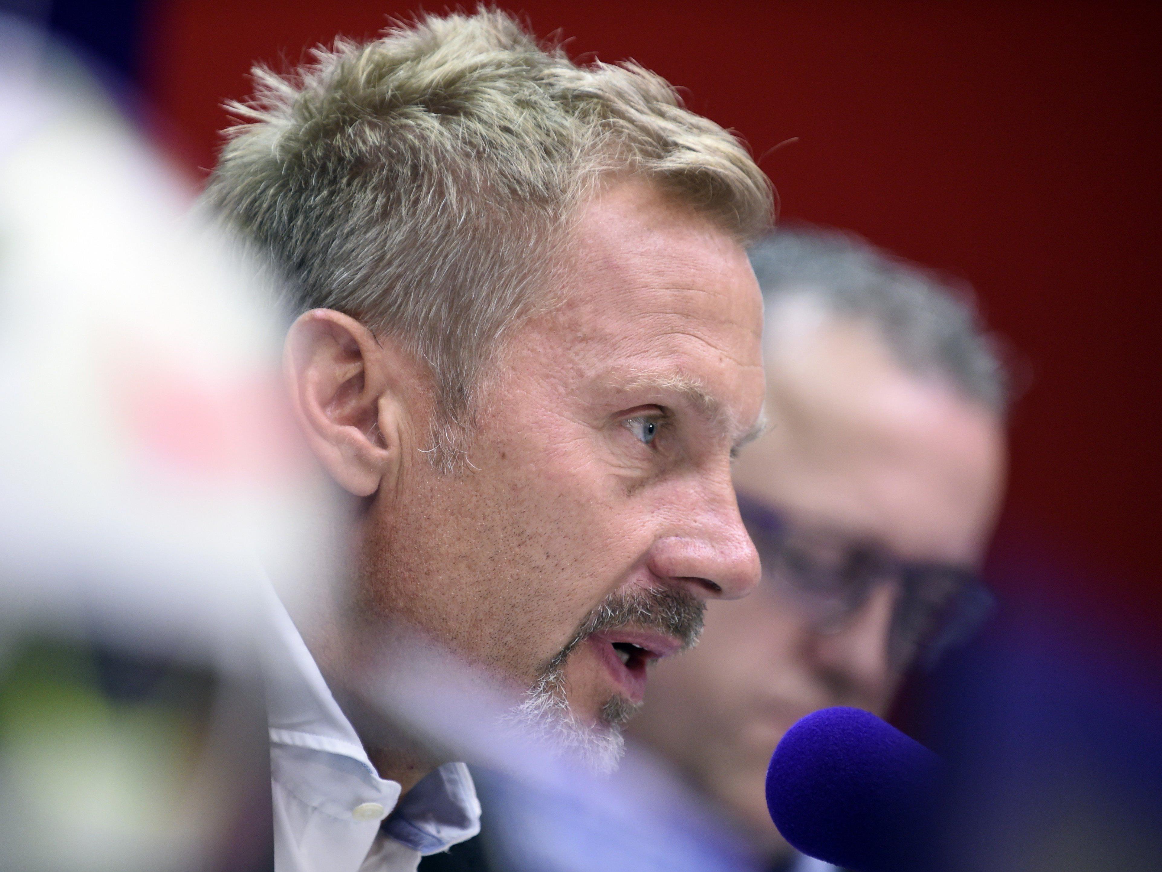 Austria-Trainer Fink und Sportchef Wohlfahrt stellen sich den Fragen der Fans.