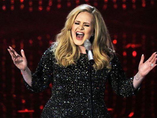 Sie ist wieder da: Adele präsentiert ihr neues Album. Sie ist wieder da: Adele präsentiert ihr neues Album.