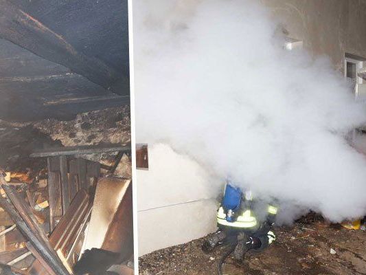 Der beißende Qualm vernebelte auch das Nachbarhaus. Der beißende Qualm vernebelte auch das Nachbarhaus.