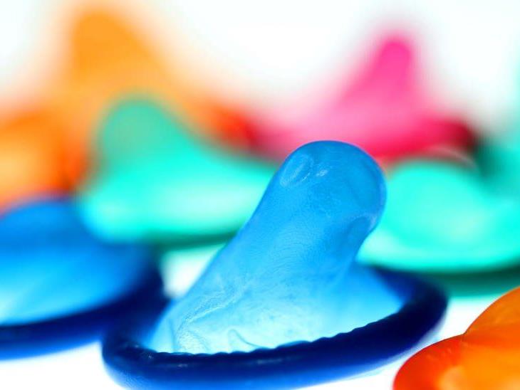 Angabe "entspricht bis zu 21 Orgasmen" für sieben Kondome laut Gericht irreführend