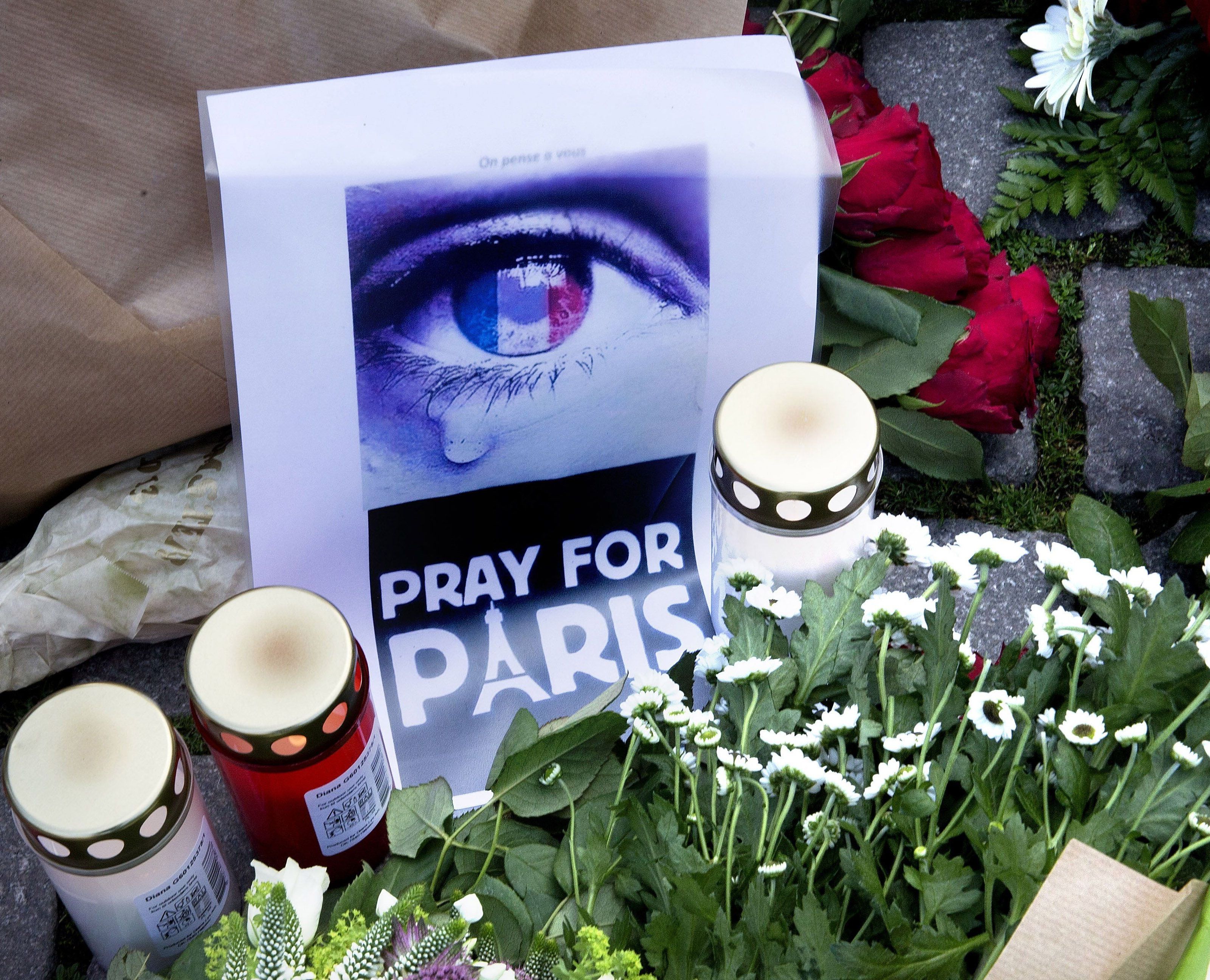 Paris-Terror - Was ist passiert und wer sind die Täter? Fragen und Antworten zu den Anschlägen von Paris. Paris-Terror - Was ist passiert und wer sind die Täter? Fragen und Antworten zu den Anschlägen von Paris.