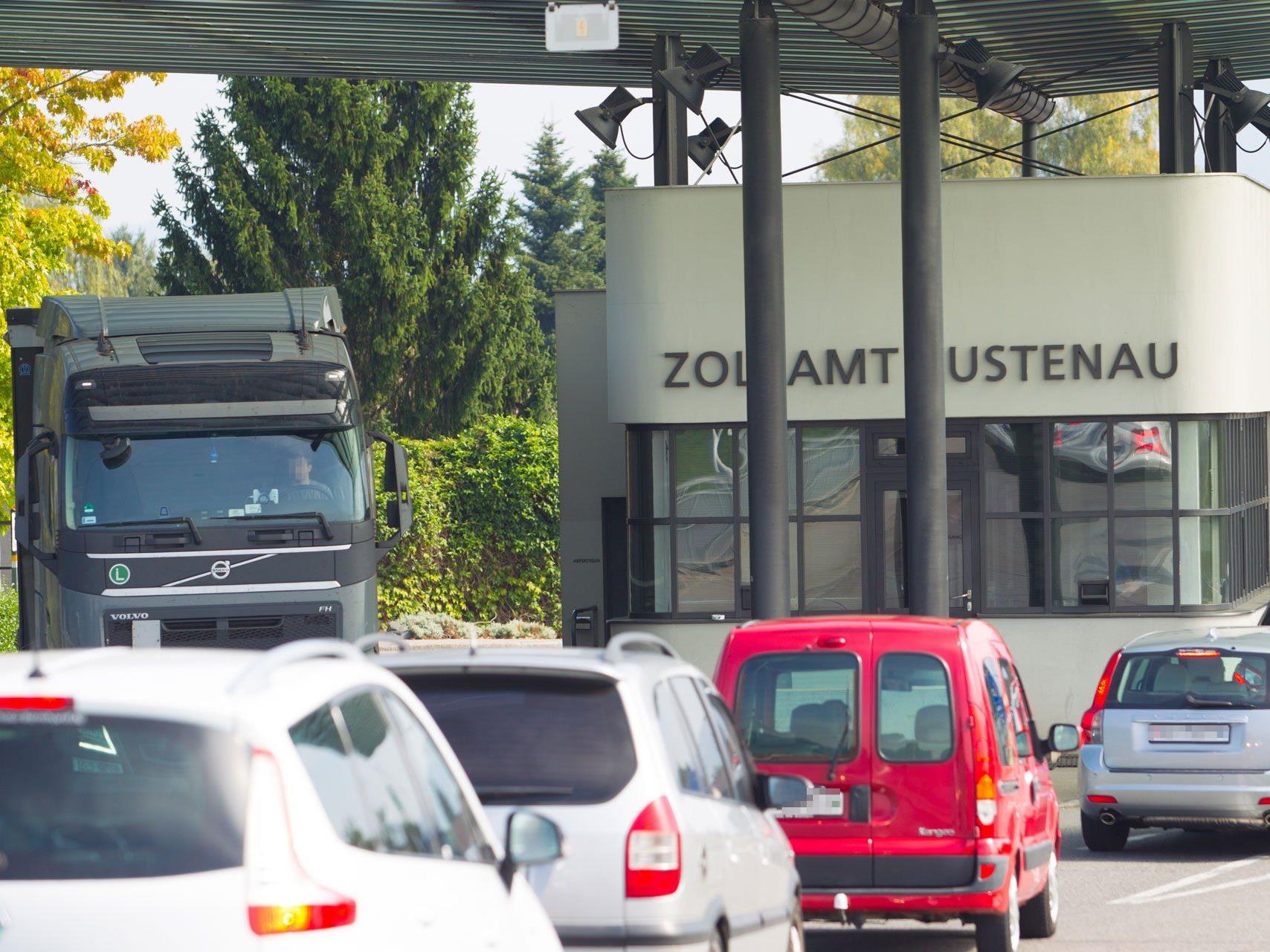 Unfall am Grenzübergang Lustenau-Au fordert Todesopfer.