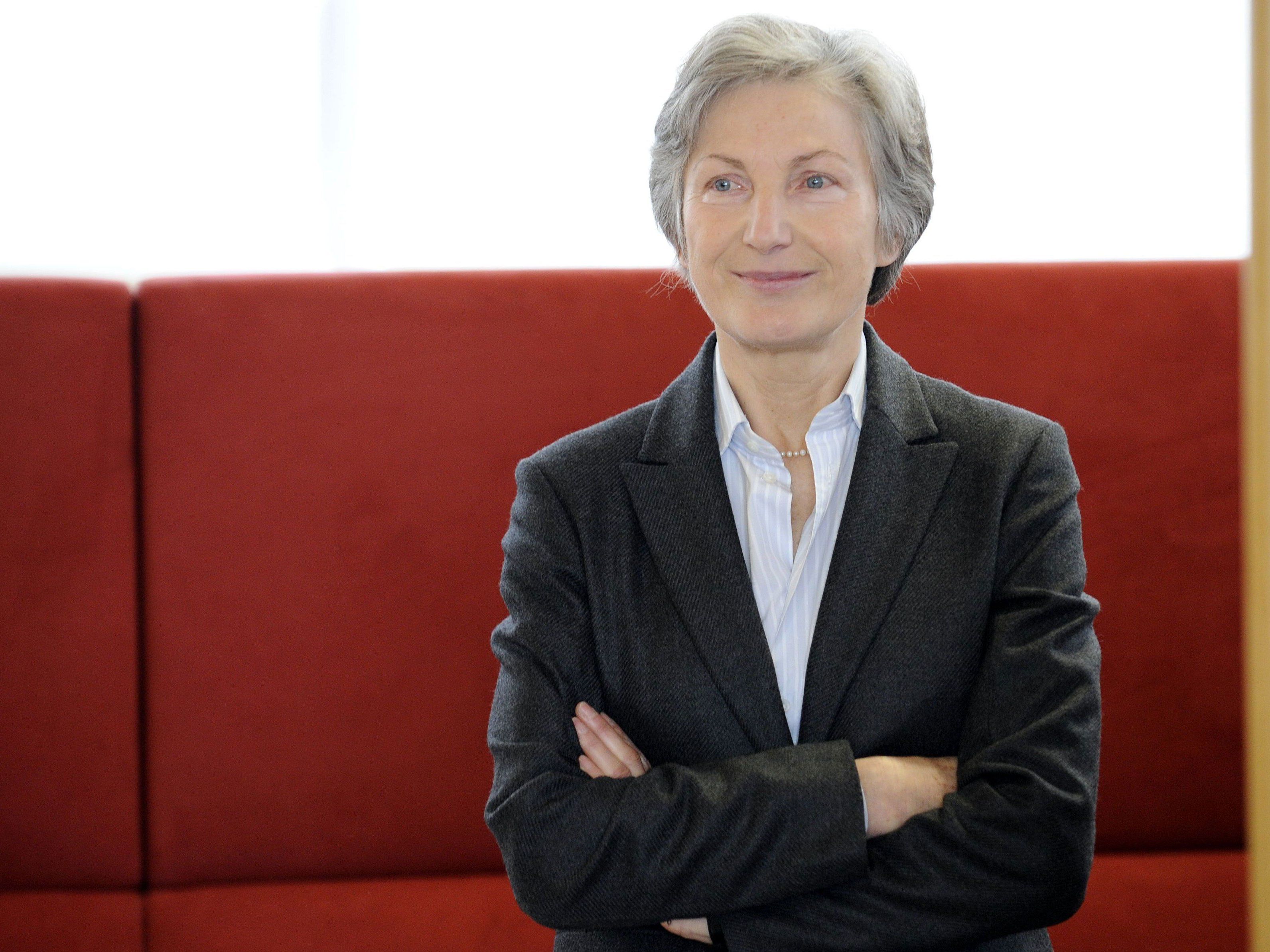 Irmgard Griss tritt zur Wahl des neuen Bundespräsidenten an. Irmgard Griss tritt zur Wahl des neuen Bundespräsidenten an.
