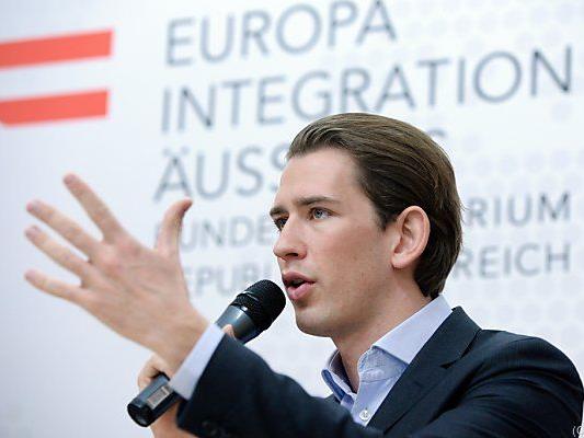 Integrationsminister Kurz will Integrationsfortschritt berücksichtigen