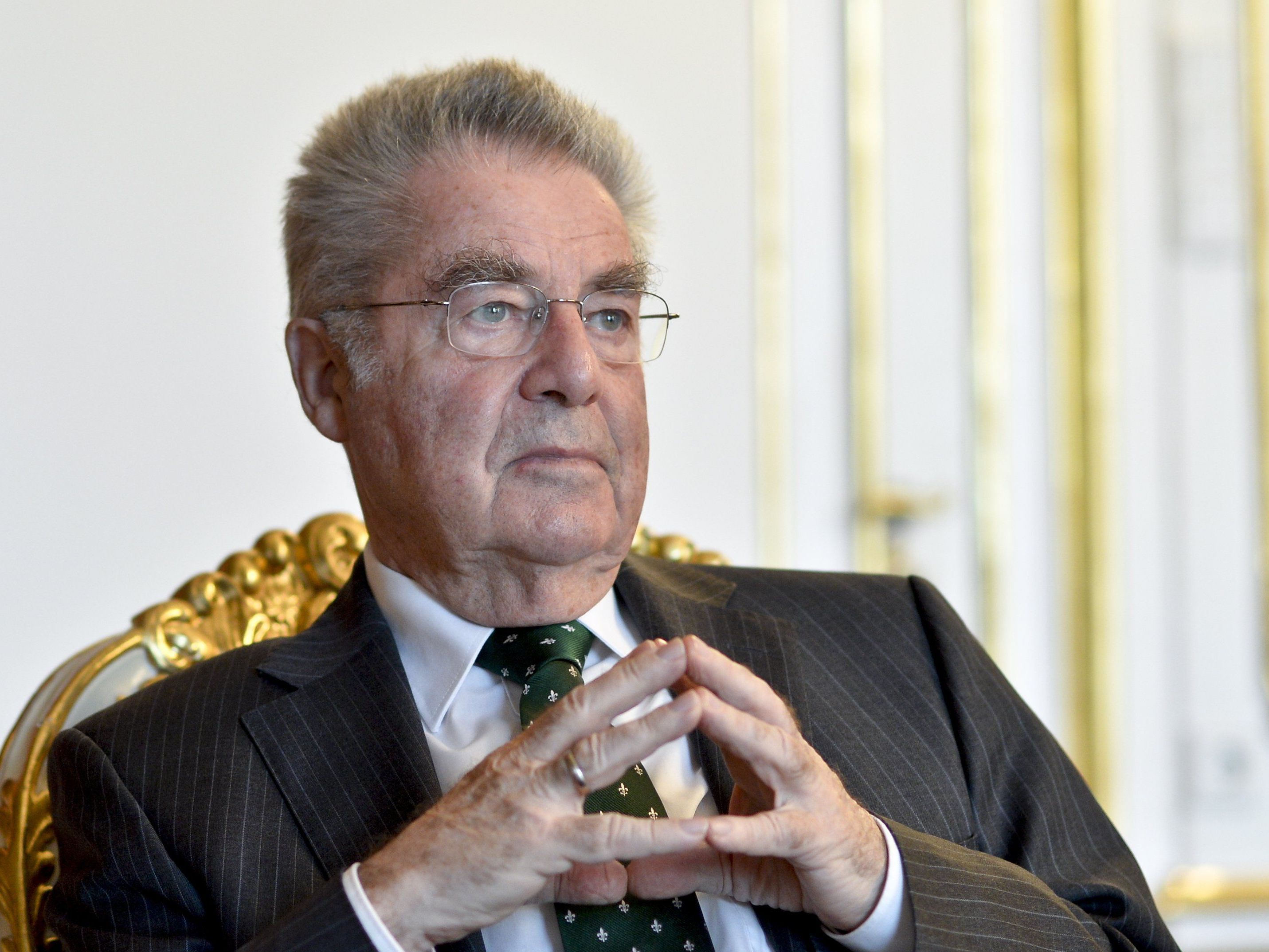 Bundespräsident Fischer rät zu einem Fairnessabkommen. Bundespräsident Fischer rät zu einem Fairnessabkommen.