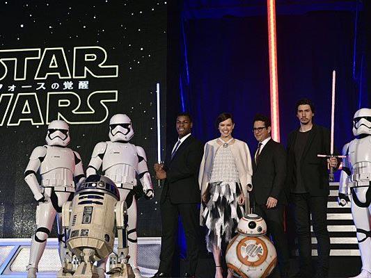 Der Star Wars-Cast bei der Film-Premiere in Tokyo