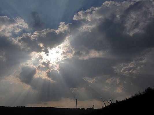Temperaturen im zweistelligen Bereich geben dem Schnee keine Chance Temperaturen im zweistelligen Bereich geben dem Schnee keine Chance