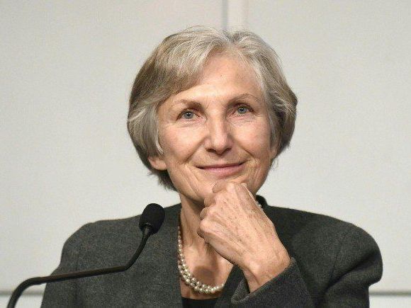 Irmgard Griss ist als einzige Kandidatin bereits fix im Rennen Irmgard Griss ist als einzige Kandidatin bereits fix im Rennen