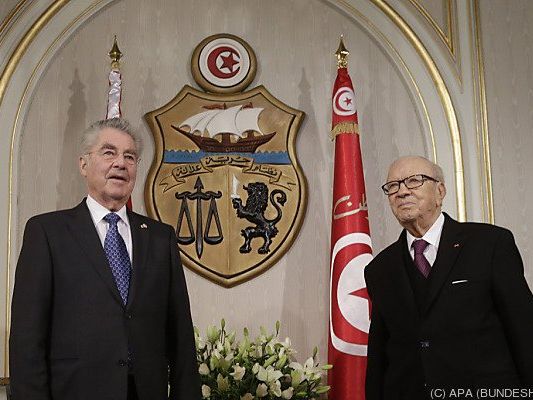 Fischer zu Besuch bei Essebsi Fischer zu Besuch bei Essebsi