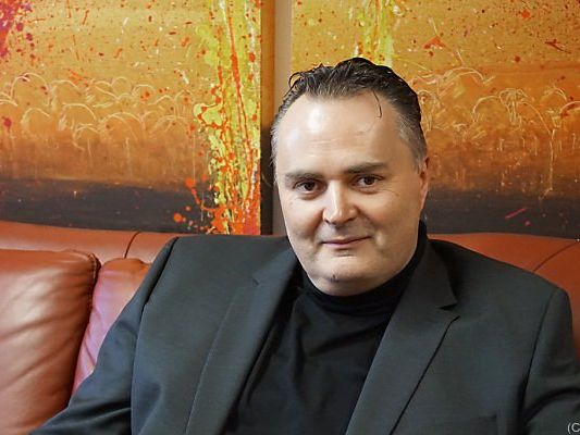 Neo-Minister Hans Peter Doskozil Neo-Minister Hans Peter Doskozil